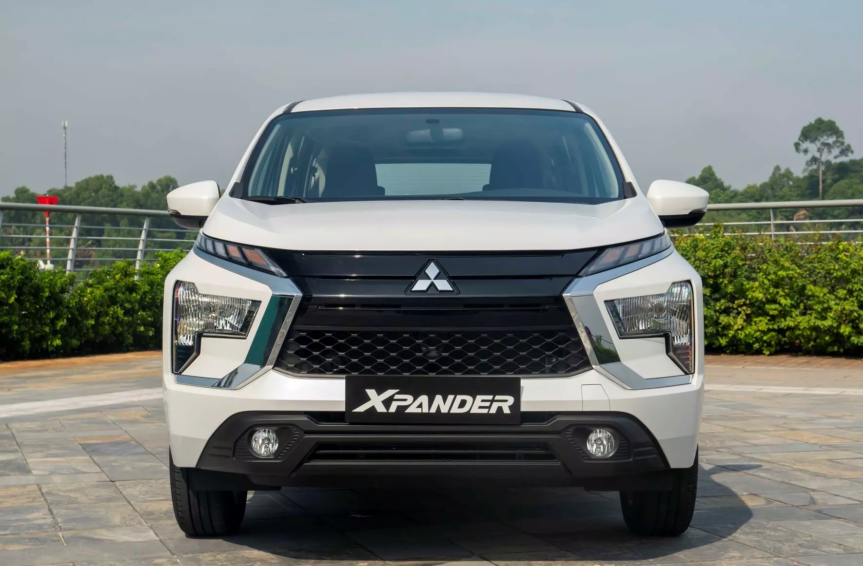 Mitsubishi Xpander AT Eco 2024