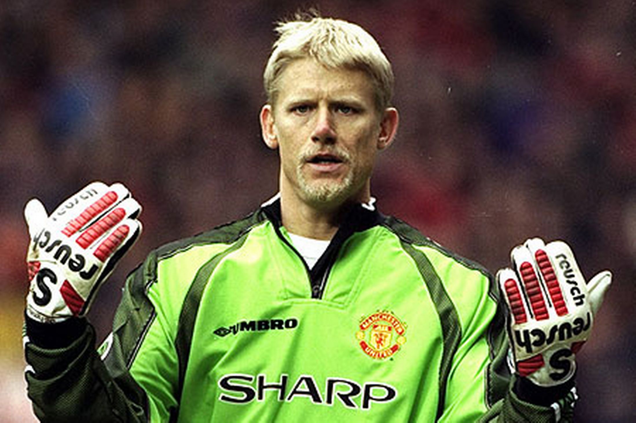 Peter Schmeichel: Gã hộ pháp bất khả chiến bại trước khung thành M.U