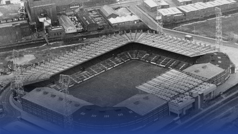 Sân vận động Old Trafford năm 1910