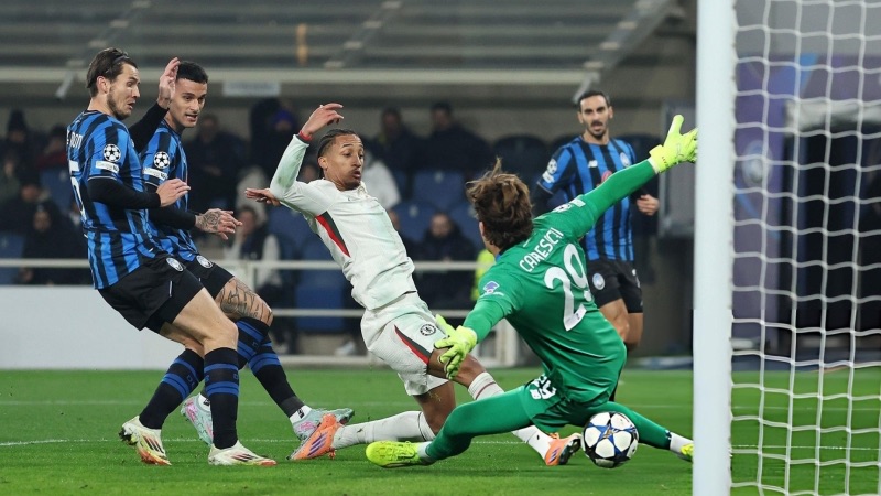 Lối chơi thực dụng trong bóng đá và những dấu ấn